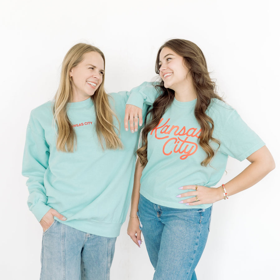 Kansas City Script Cropped T-Shirt - Teal & Red